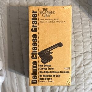 The Pampered Chef Deluxe Cheese Grater - in original box